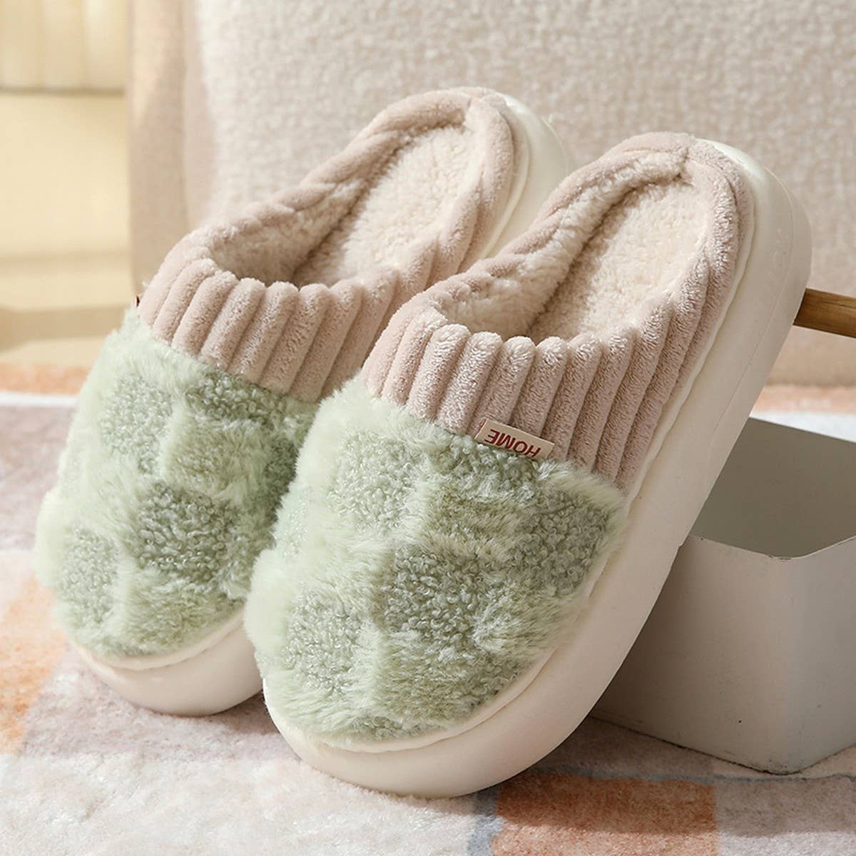Checkered Fuzzy Warm Slippers – Cozy & Stylish
