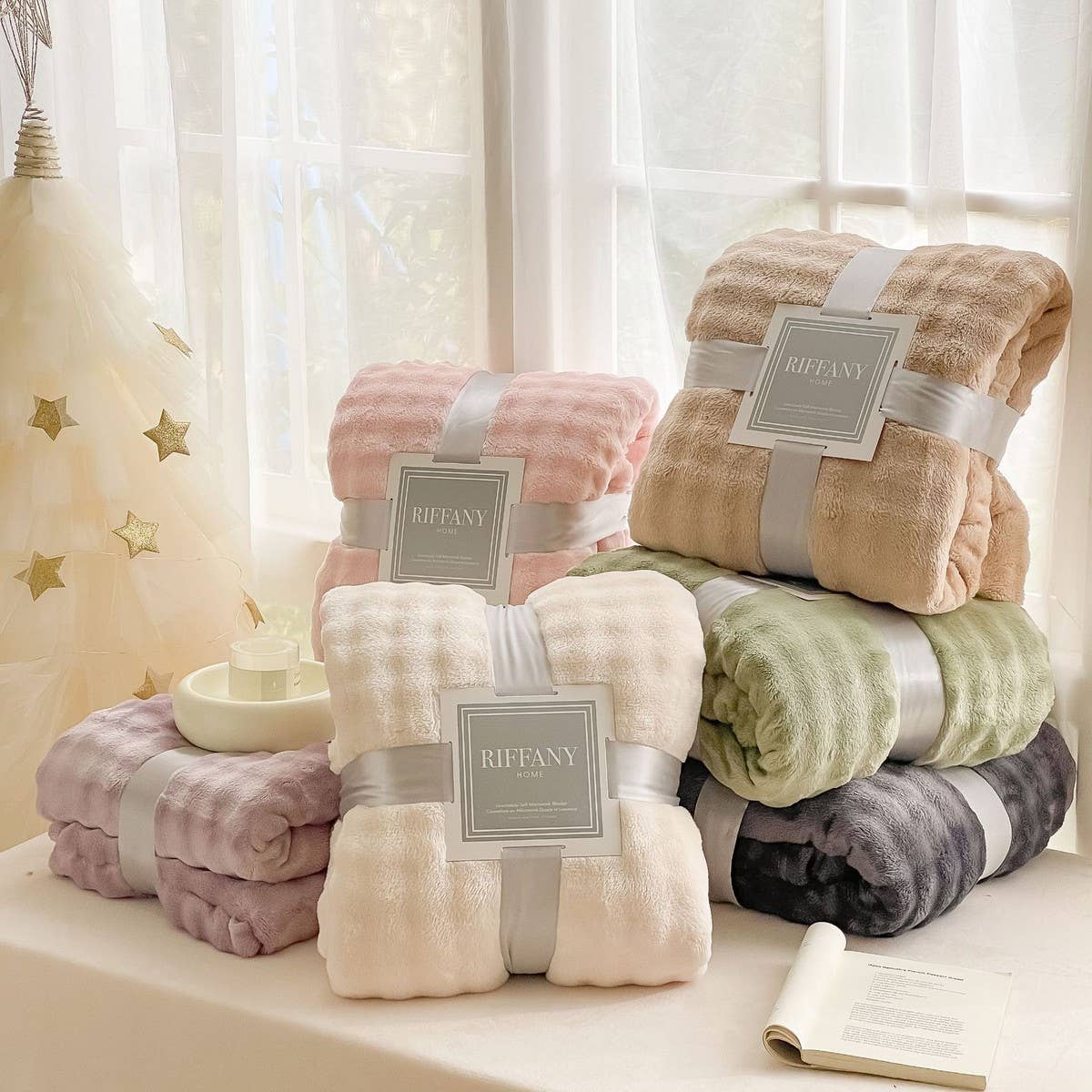 Double-Sided Flannel Coral Fleece Blanket