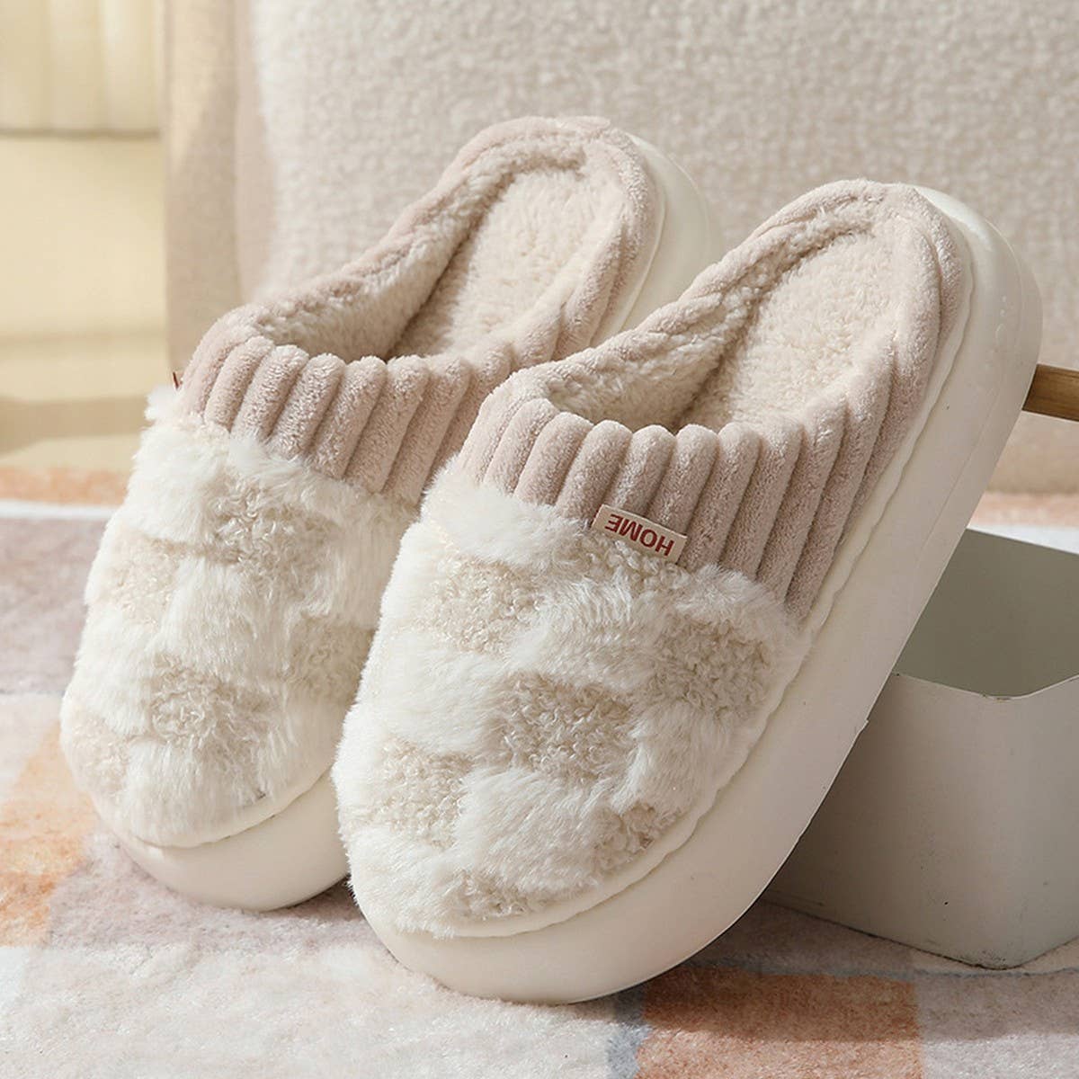 Checkered Fuzzy Warm Slippers – Cozy & Stylish