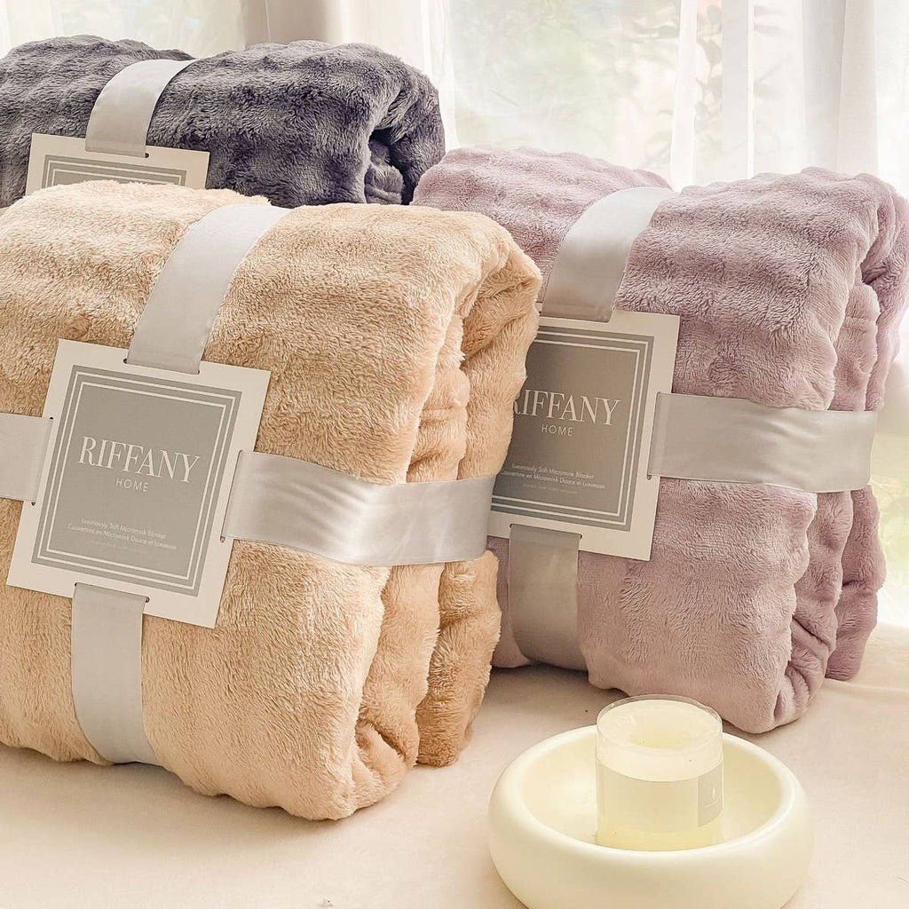 Double-Sided Flannel Coral Fleece Blanket