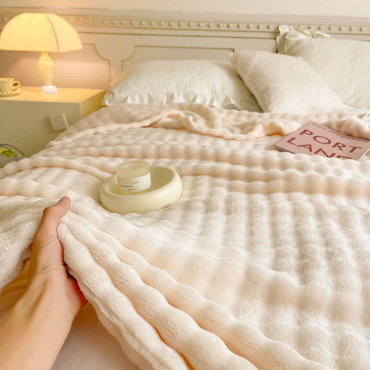 Double-Sided Flannel Coral Fleece Blanket