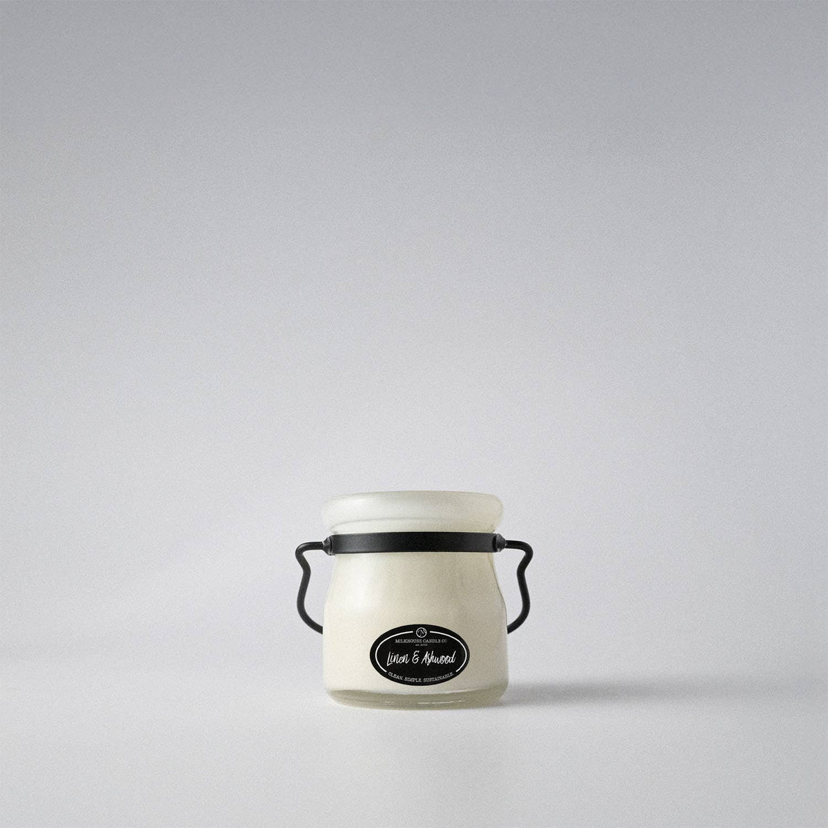 5 oz Cream Jar Candle: Linen & Ashwood