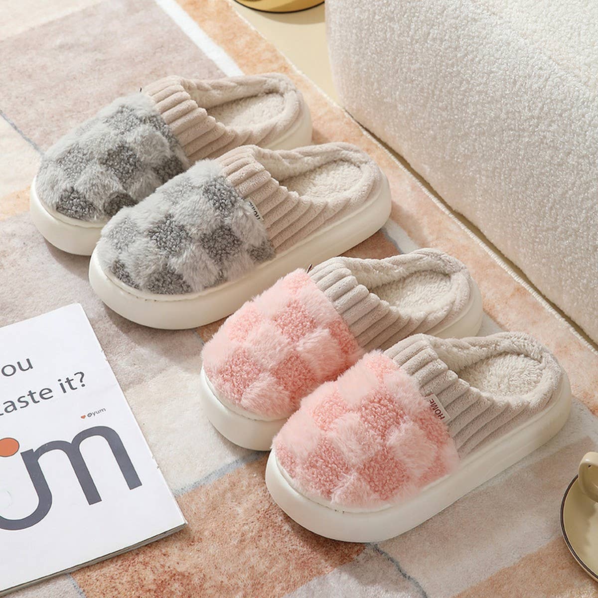 Checkered Fuzzy Warm Slippers – Cozy & Stylish